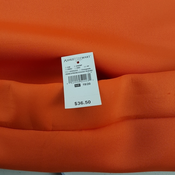 Ashley Stewart orange neoprene type skirt 18/20 - Picture 9 of 9